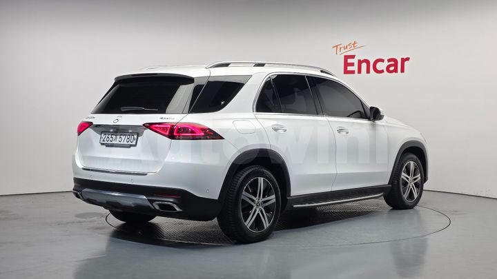 Mercedes Benz GLE Class 2019 — 2