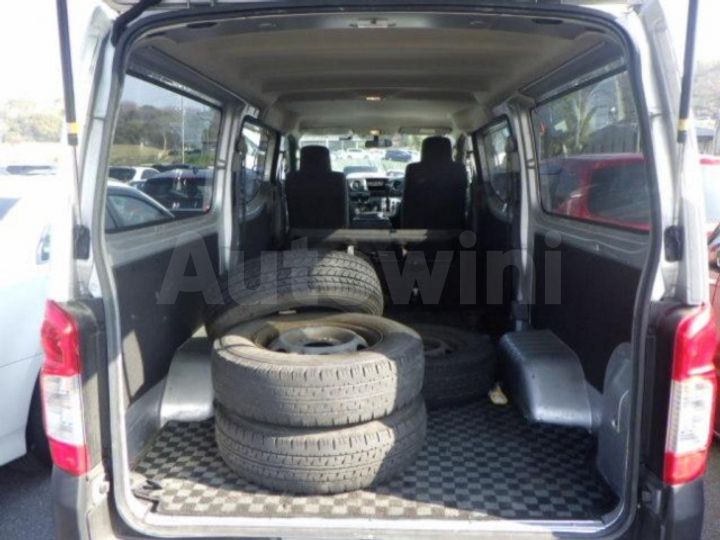Nissan Caravan