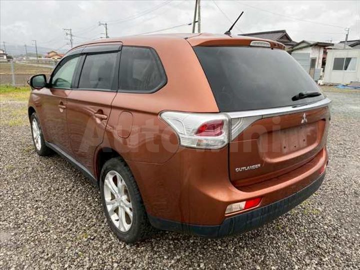 Mitsubishi Outlander 2013 — 2