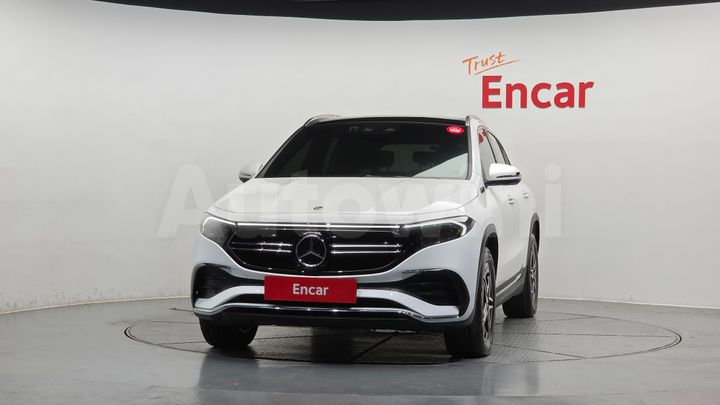 Mercedes Benz EQA 2023 — 3