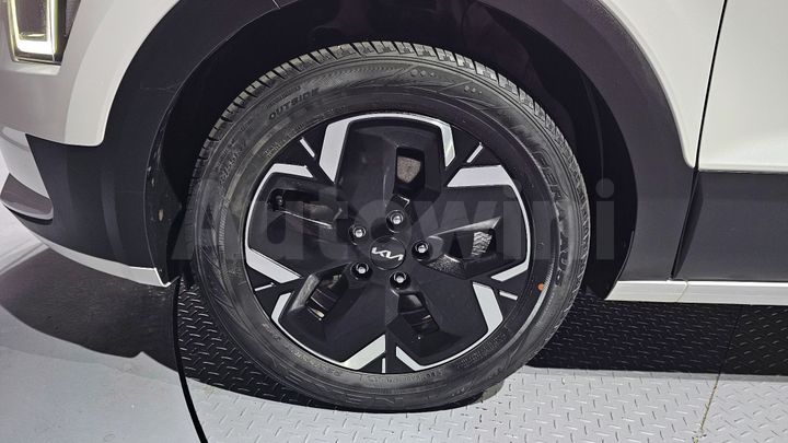 Kia Niro 2023 — 5