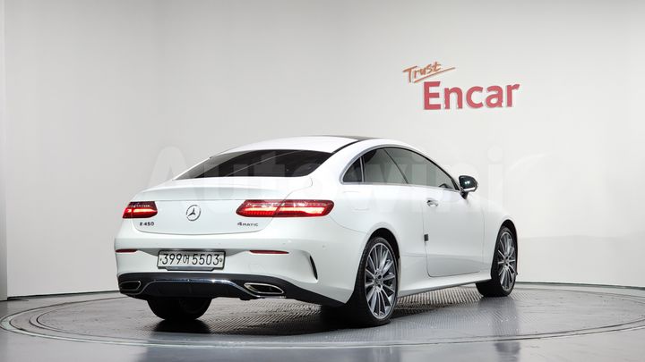 Mercedes Benz E Class 2020 — 2