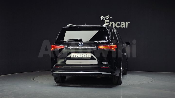 Toyota Sienna 2022 — 4