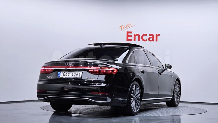 Audi A8 2023 — 2