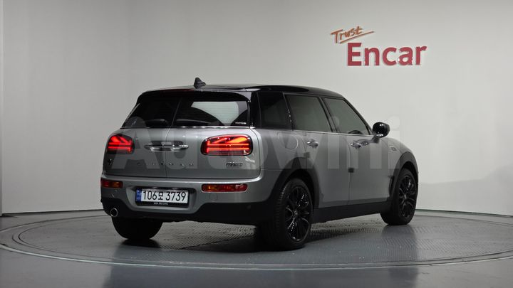 Mini Clubman 2024 — 2