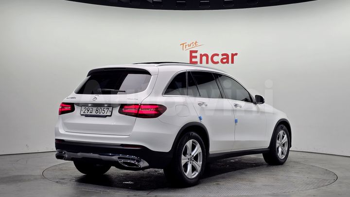 Mercedes Benz GLC Class 2018 — 2