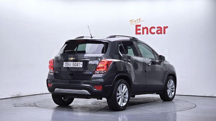 Chevrolet Trax 2017 — 2