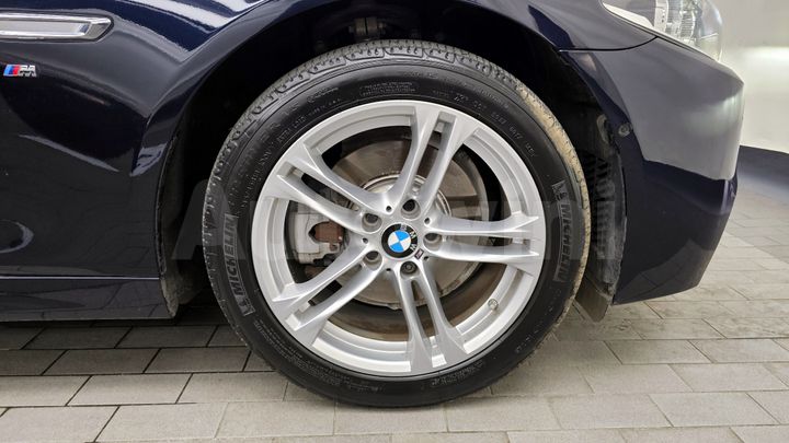 BMW 5 Series 2016 — 5