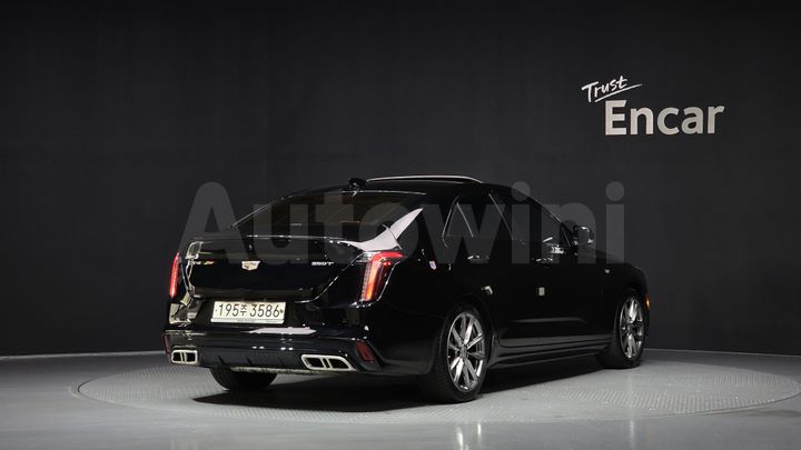Cadillac CT4