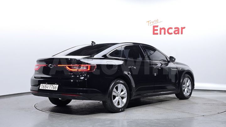 Renault SM6 2020 — 2