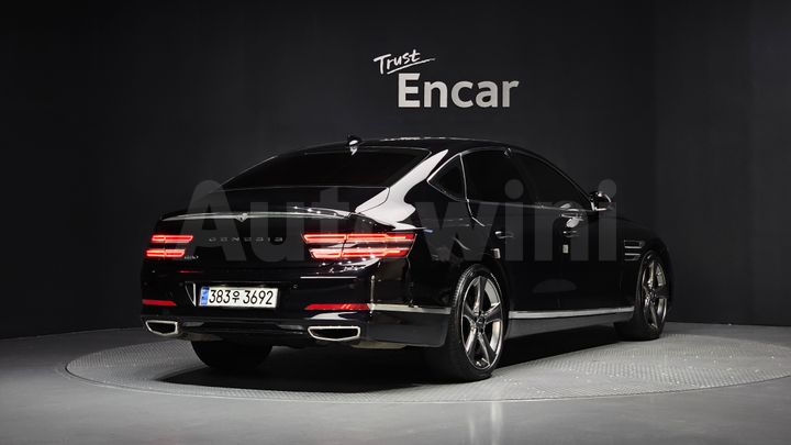 Genesis G80 2021 — 2