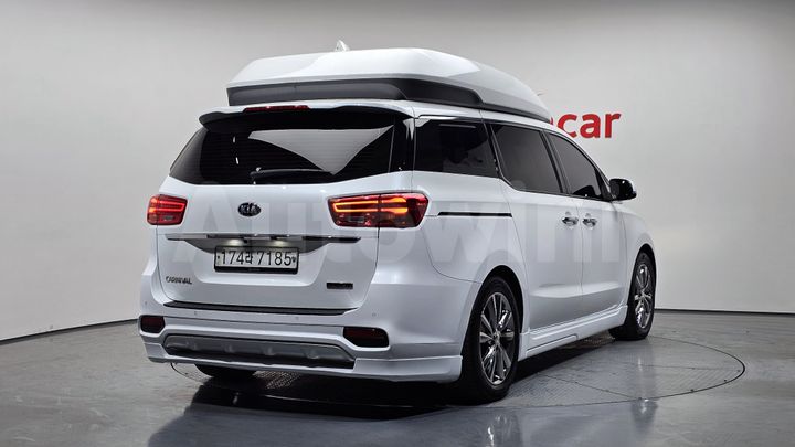 Kia Carnival 2020 — 2