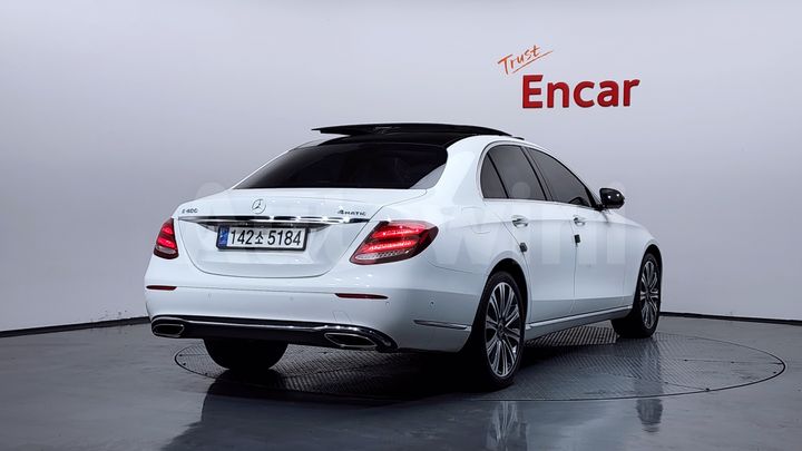 Mercedes-Benz E Class 2017 — 2