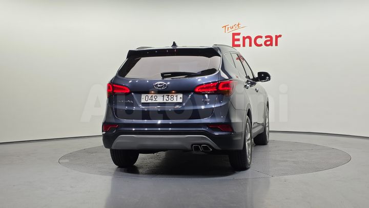 Hyundai SantaFe 2018 — 4