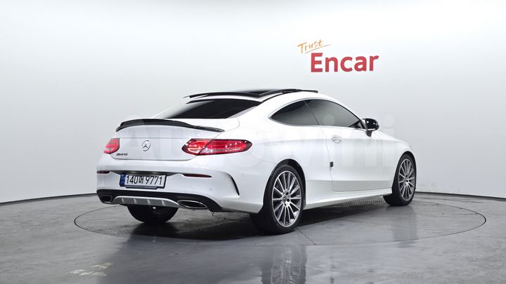 Mercedes Benz C Class 2018 — 2