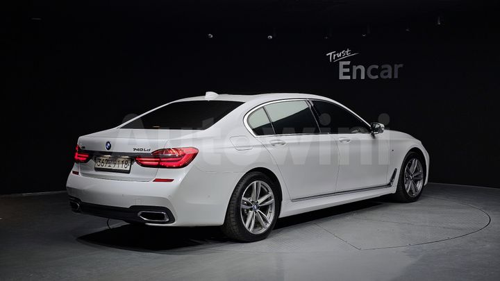 BMW 7 Series 2017 — 2