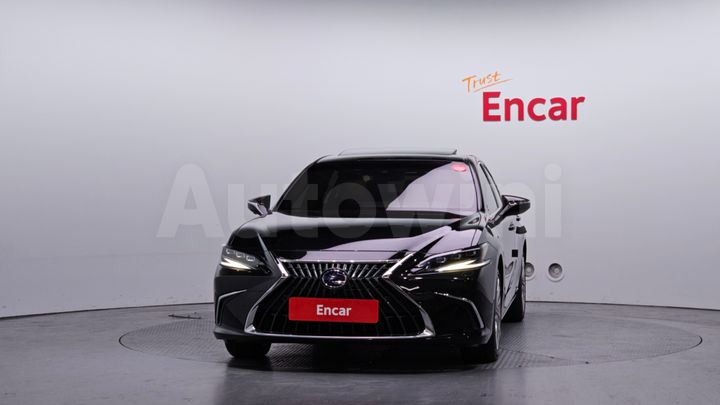 Lexus ES 2022 — 3