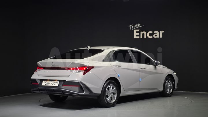 Hyundai Avante 2024 — 2