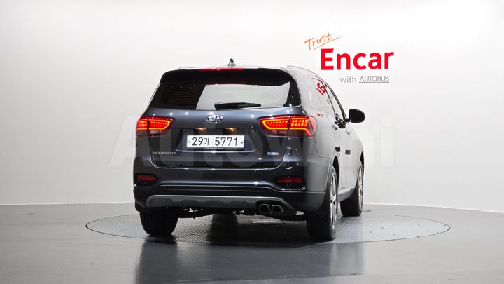 Kia Sorento 2018 — 4
