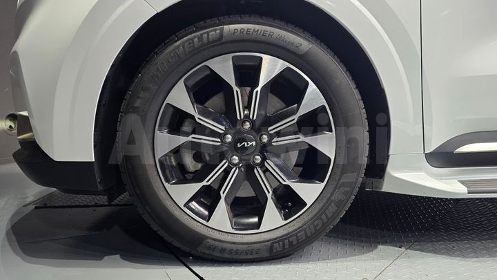 Kia Carnival 2022 — 5
