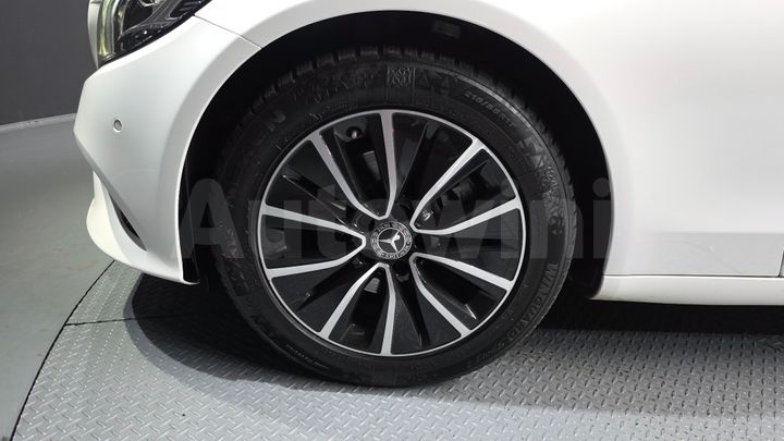 Mercedes-Benz C Class 2019 — 4