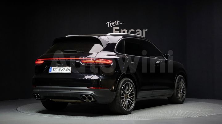 Porsche Cayenne 2021 — 2