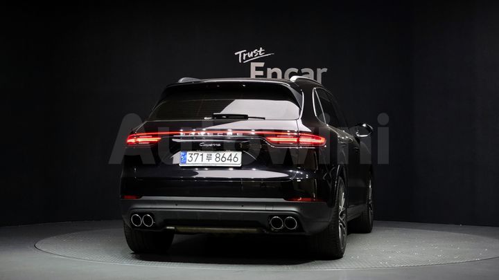 Porsche Cayenne 2021 — 4