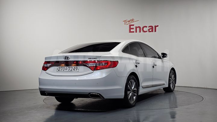 Hyundai Grandeur 2016 — 2