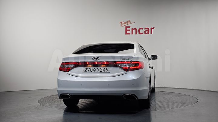 Hyundai Grandeur 2016 — 4