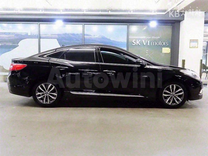 Hyundai Grandeur 2011 — 3
