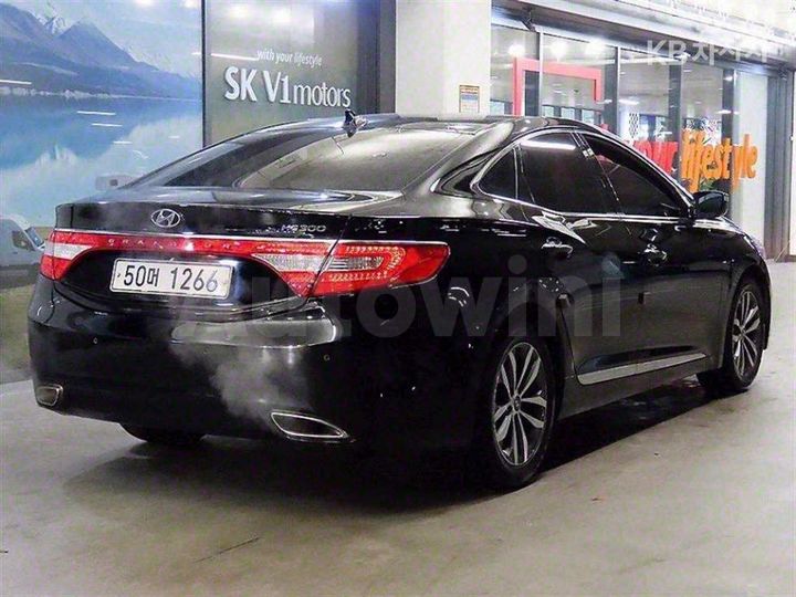 Hyundai Grandeur 2011 — 4