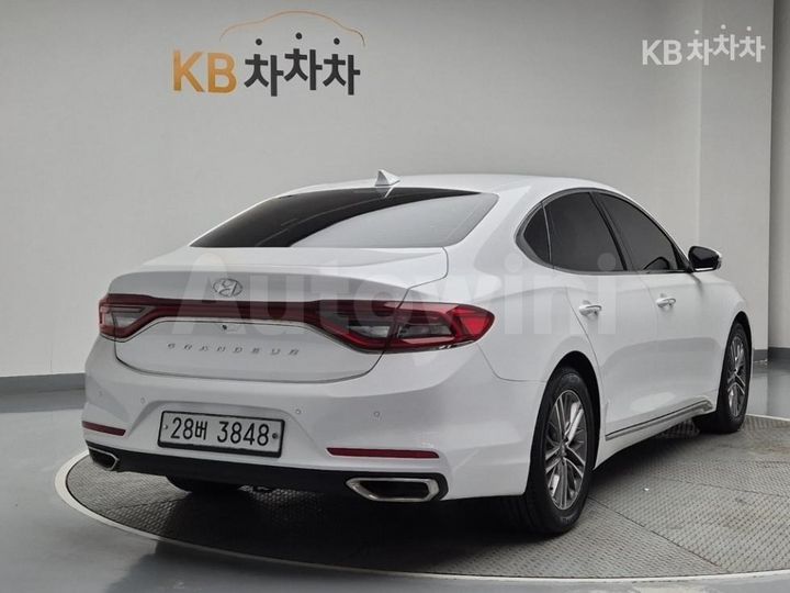 Hyundai Grandeur 2018 — 3