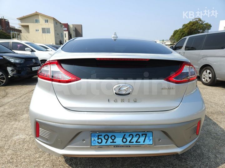 Hyundai Ioniq 2019 — 3