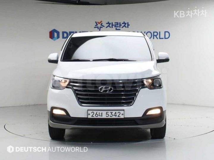Hyundai Starex 2018 — 3