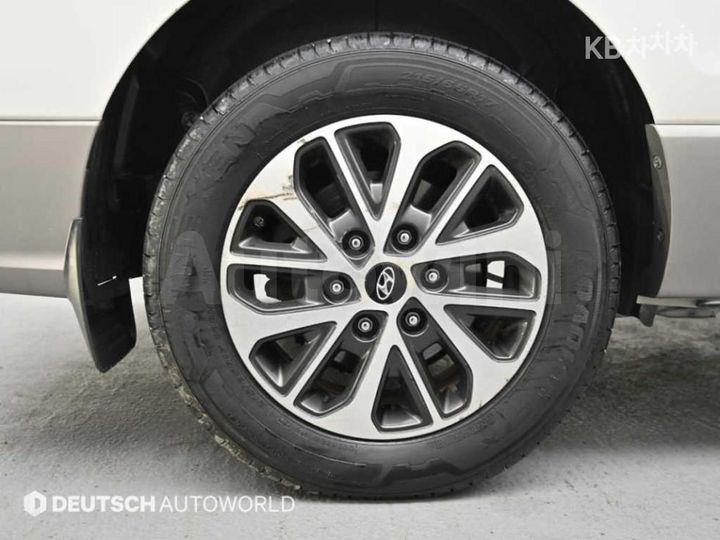 Hyundai Starex 2018 — 5