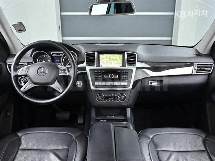 Mercedes Benz M Class 2013 — 5