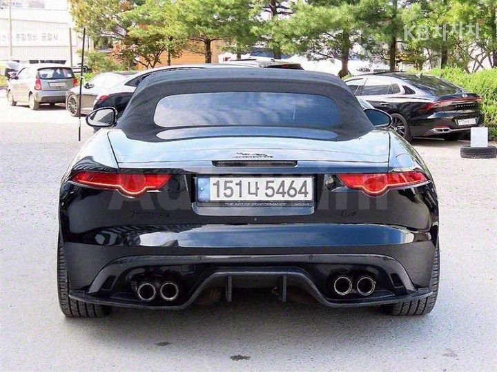Jaguar F Type