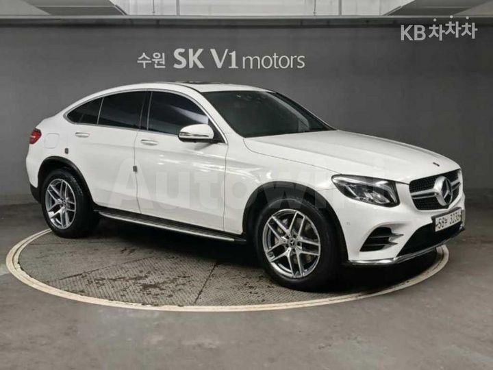 Mercedes Benz GLC Class 2018 — 5