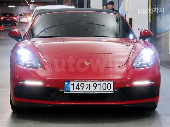 Porsche Boxster 2021 — 2