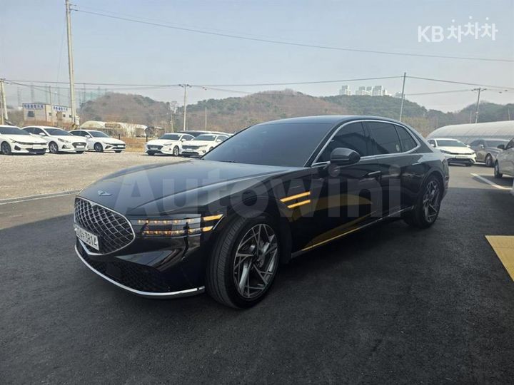 Genesis G90 2023 — 2