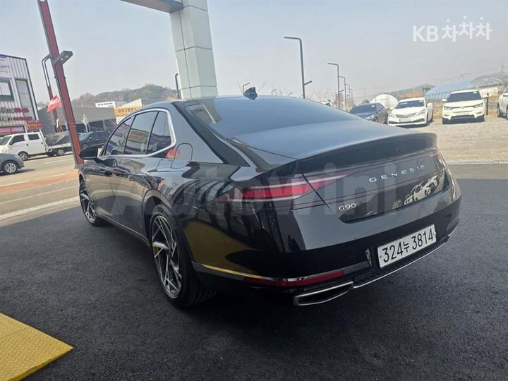 Genesis G90 2023 — 3