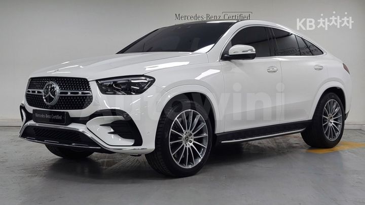 Mercedes Benz GLE Class 2023 — 2