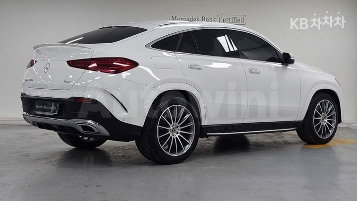 Mercedes Benz GLE Class 2023 — 4