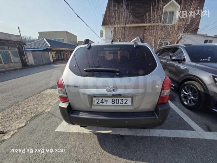 Hyundai Tucson 2009 — 4