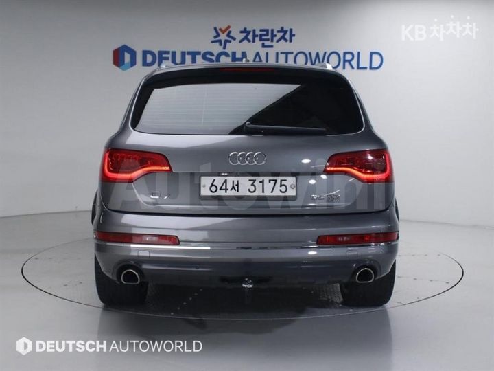 Audi Q7 2015 — 3