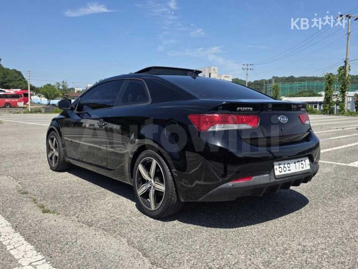 Kia Forte 2010 — 5