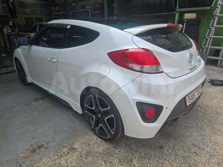 Hyundai Veloster 2013 — 3