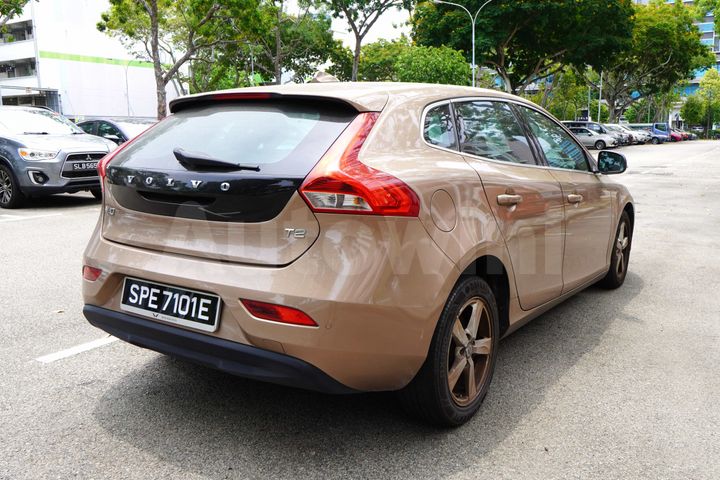Volvo V40 2016 — 5