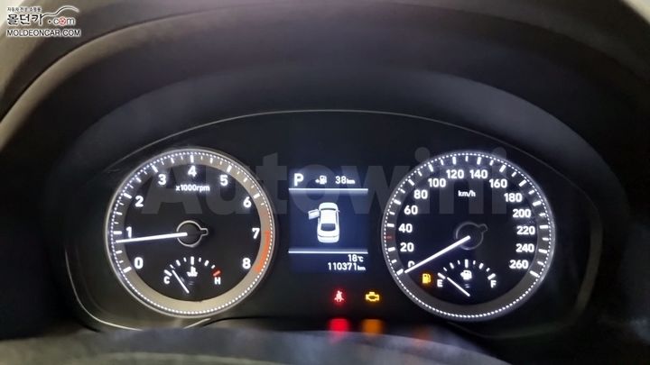 Hyundai Grandeur 2016 — 5