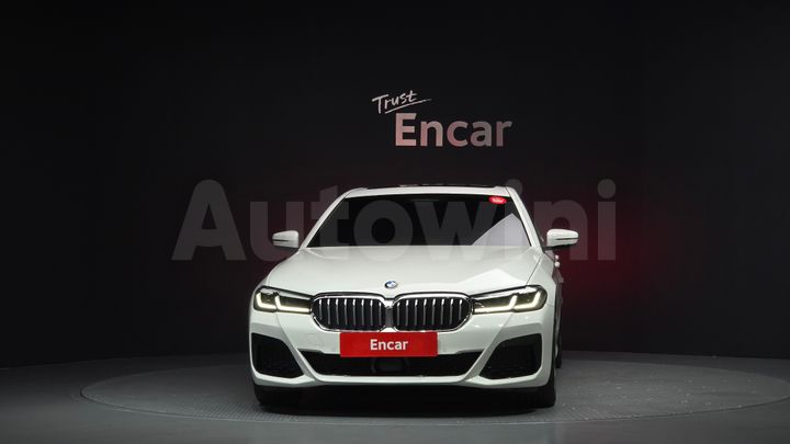 BMW 5 Series 2021 — 3